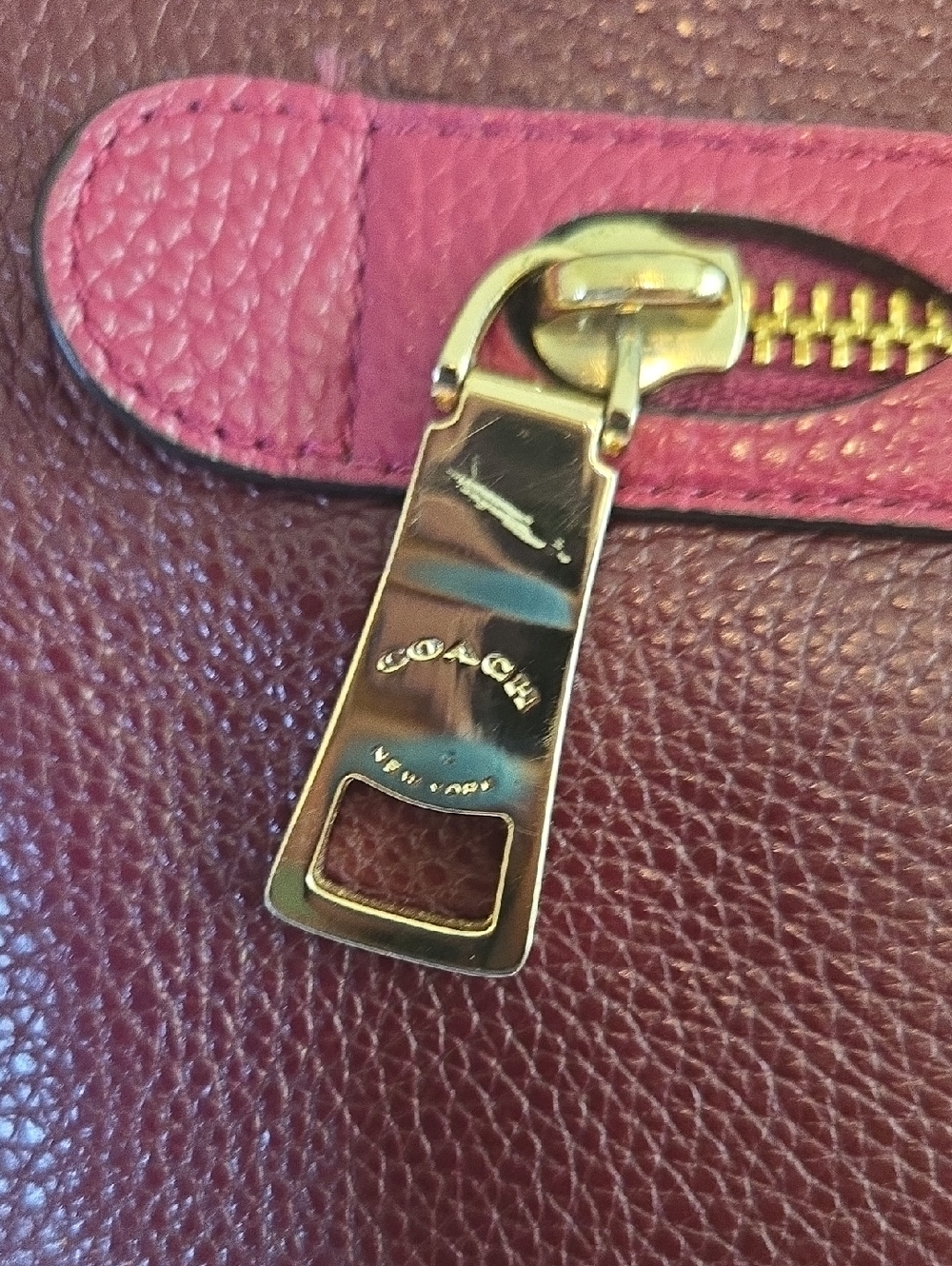 COACH Burgundy Leather Tote with Gold Hardware EUC - Picture 3 of 12